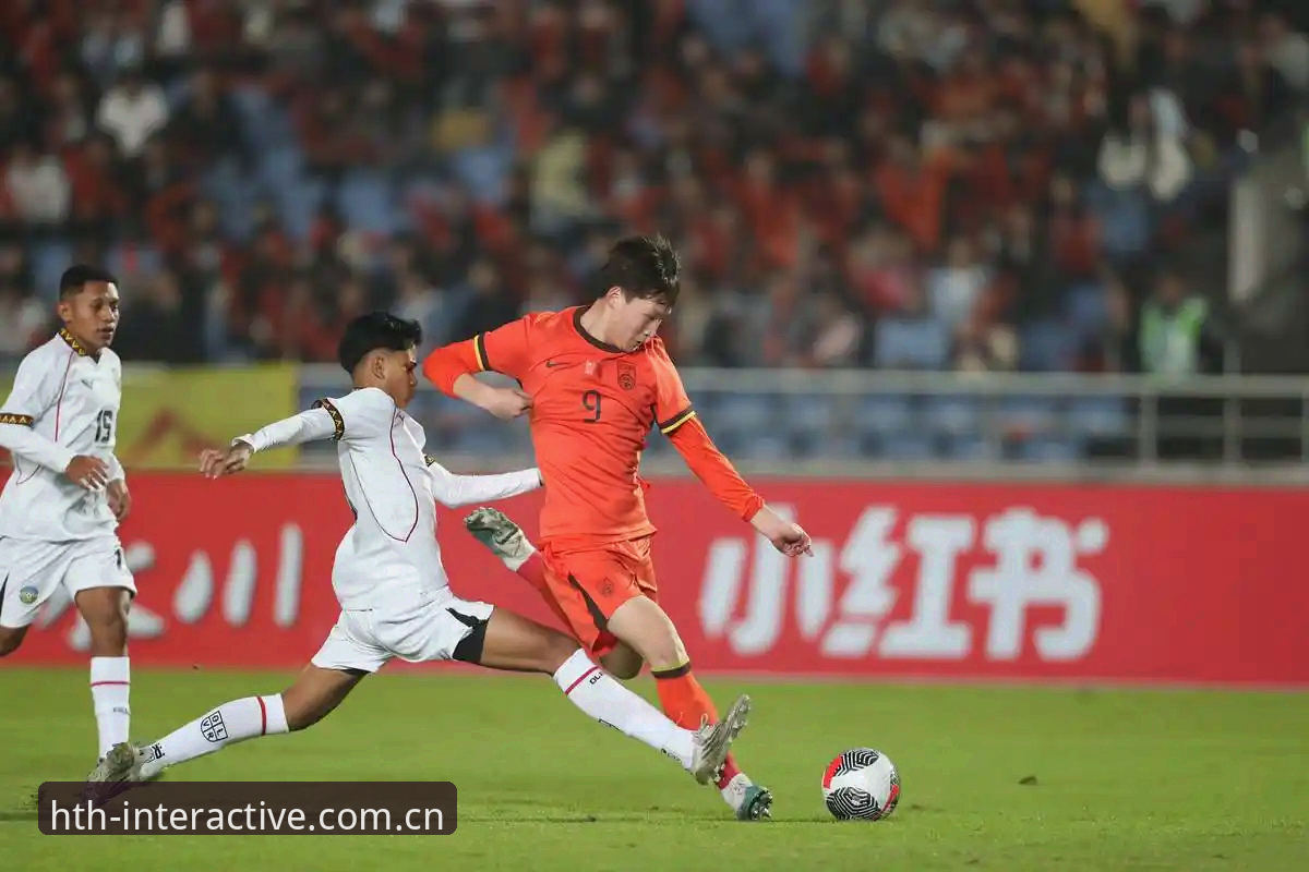 华体会苹果版 U17男足vs女足:华体会体育平台见证中国足球青训的双线突围实录